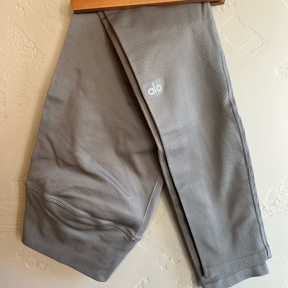 ALO Yoga Gray Leggings